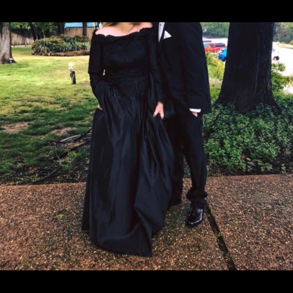 black long-sleeve gown